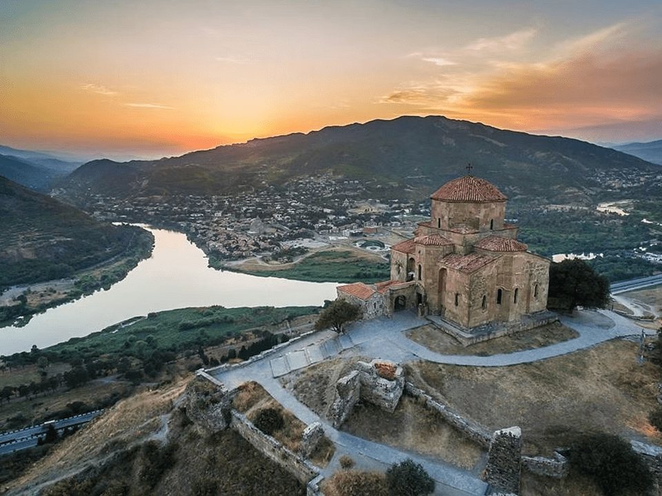 Private Trip from Tbilisi to Jvari Monastery and Mtskheta